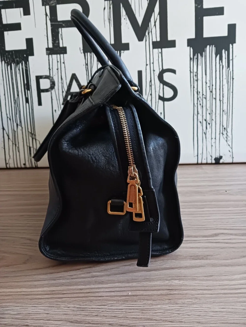 YSL Black.Cabas Chyc Satchel Bag+ Free Gift Tiffany & Co Silk Scarf